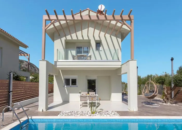 Villa Vilenia Anemelia By *